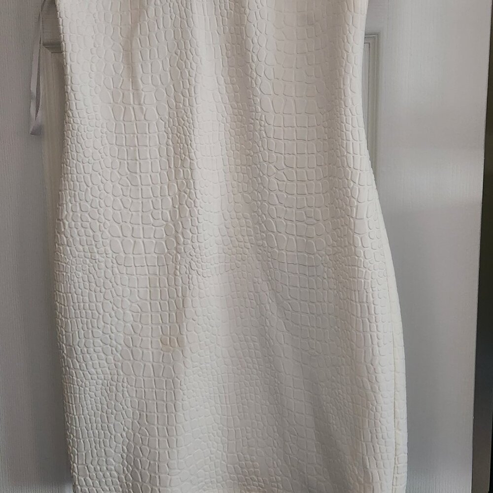 2bebe white fitted dress